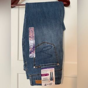 NEW Stretch Jeans